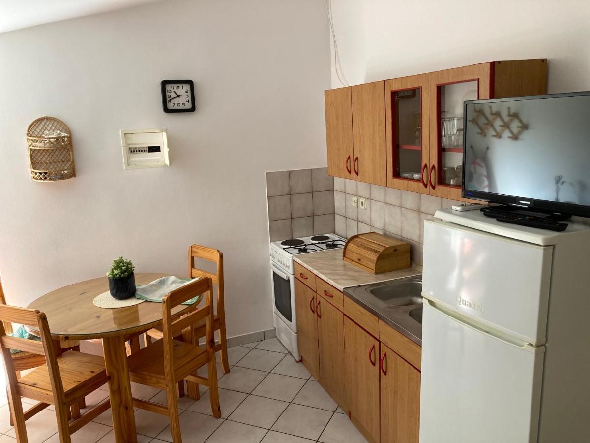 Apartmani Znidaric Vir Esterno foto