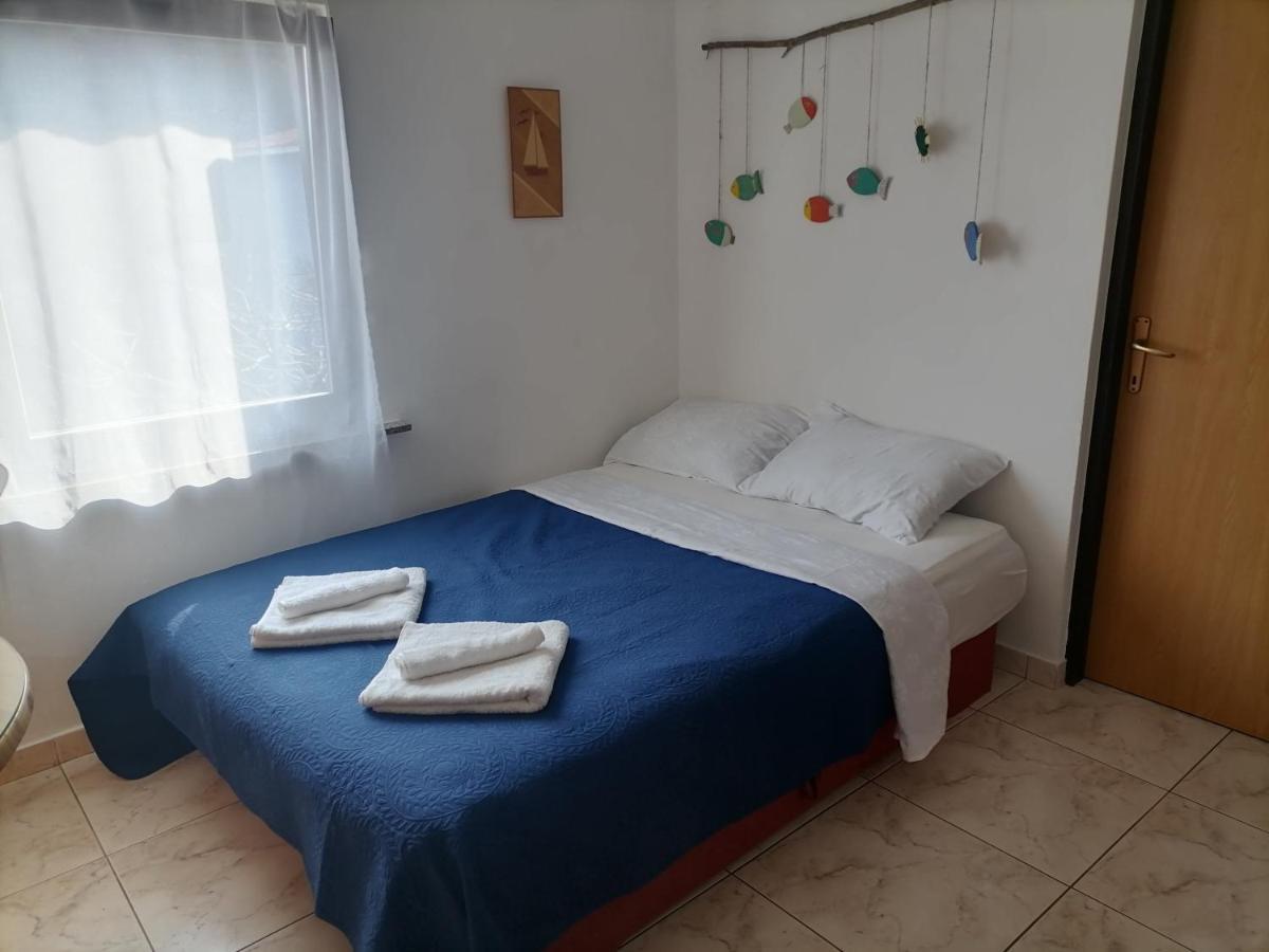 Apartmani Znidaric Vir Esterno foto