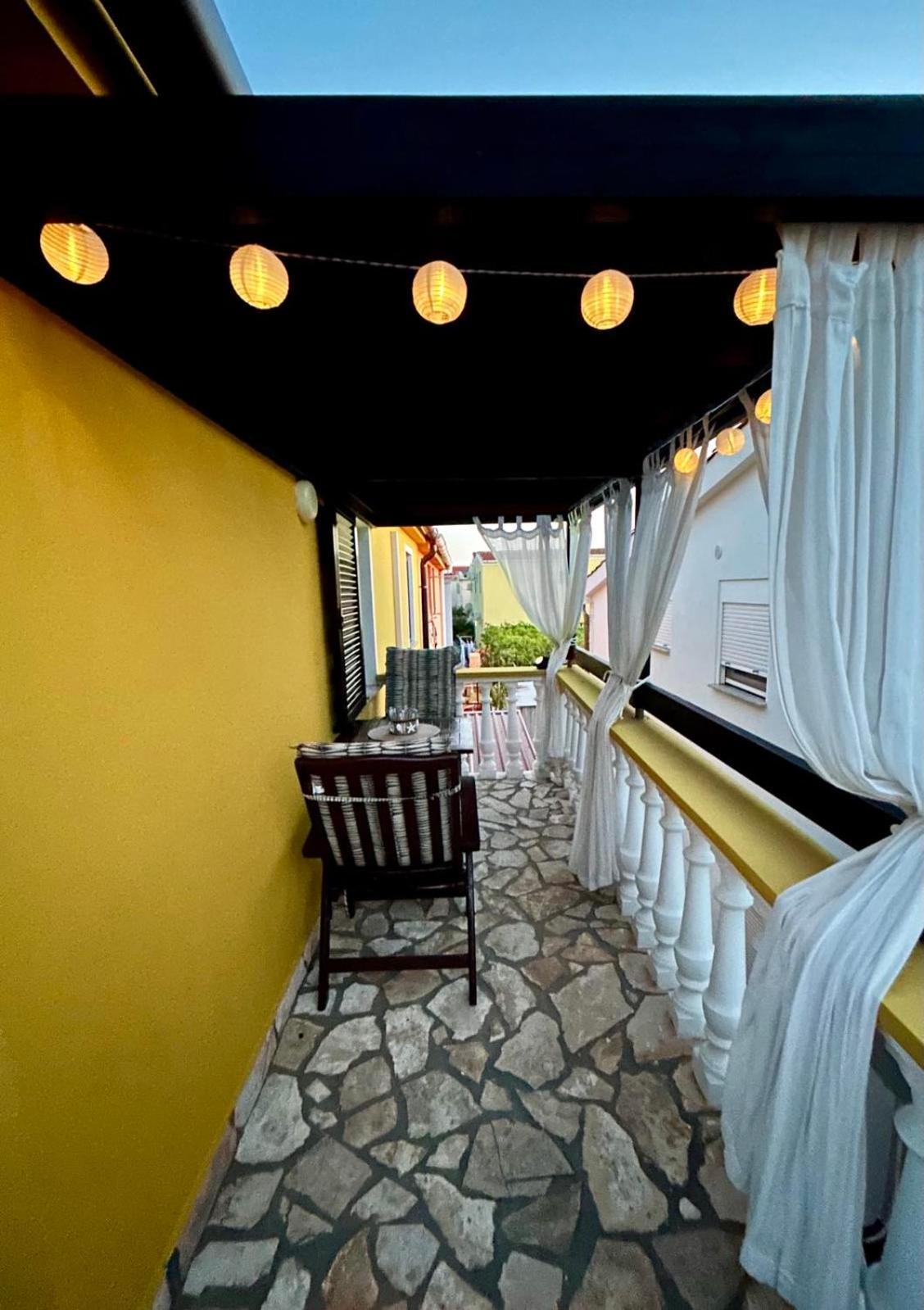 Apartmani Znidaric Vir Esterno foto